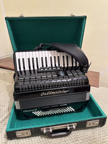 Аккордеоны: Продаю Привозной Германский Аккордеон Вельтмейстер Метеор N — 14
