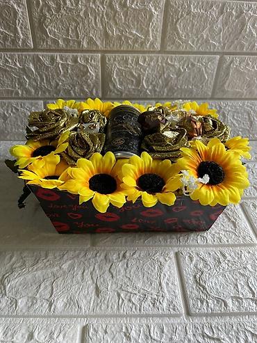 Praznična dekoracija: 🌸🌷 cvetni box setovi 🌷🌸 tražiš savršen poklon koji ostavlja bez daha? — 15