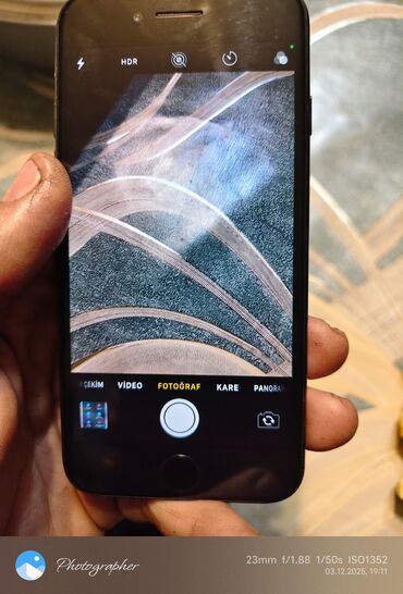 Apple iPhone: IPhone 7, Jet Black, Barmaq izi — 6