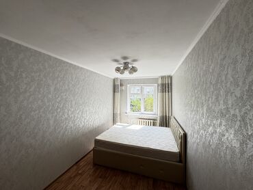 Продажа квартир: 3 комнаты, 56 м², 104 серия, 4 этаж, Дизайнерский ремонт