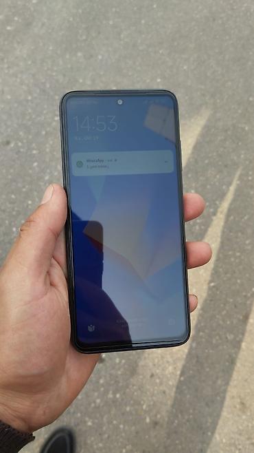 a41 ekran: Redmi smartfon satılır. Şəkillərdən göründüyü kimi cihaz boz rəngdədir — 1