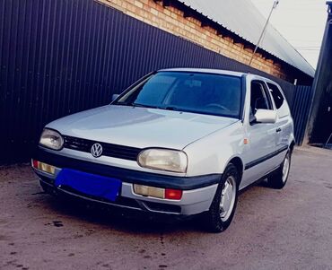 срочно срочно продам машину: Volkswagen Golf: 1991 г., 1.8 л, Механика, Бензин, Хэтчбэк