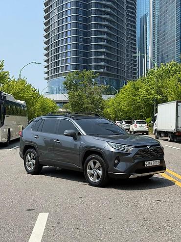 туп: Toyota RAV4: 2021 г., 2.5 л, Автомат, Гибрид, Кроссовер — 5
