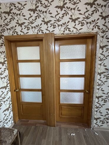 Tavalar: Qonaq otağı üçün İşlənmiş Otaq qapısı 80x205 sm Plintus ilə, Zəmanətsiz, Ödənişli quraşdırma, Ünvandan götürmə, Pulsuz çatdırılma, Ödənişli çatdırılma