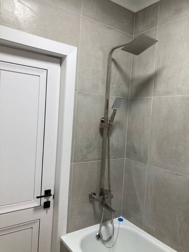 скоро: 3 комнаты, 81 м², Элитка, 4 этаж, Косметический ремонт