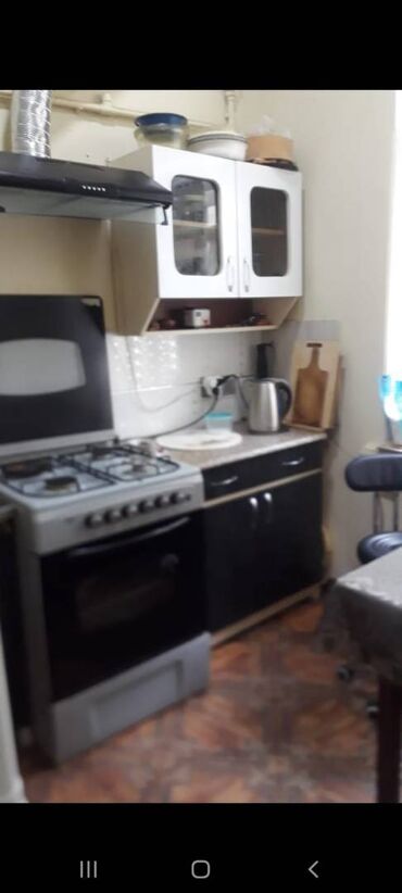 Uzunmüddətli kirayə mənzillər: Səbail rayonu,Azneft dairəsi yaxınlığında,6 nömrəli məktəbin — 1