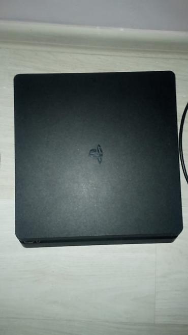 диски с играми: PlayStation 4 Slim (черный) — комплект для игр и кооператива. В — 3