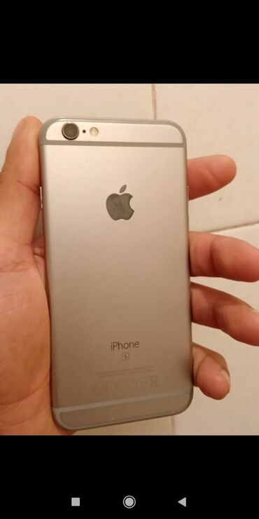 подержанный айфон 7: IPhone 6s, 16 GB, White Titanium, Barmaq izi
