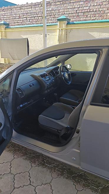 Honda: Honda Fit: 2003 г., Хэтчбэк — 1