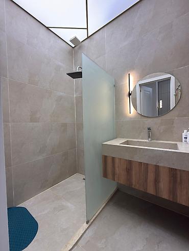 Uzunmüddətli kirayə mənzillər: 🏡 Nəsimi rayonunda yerləşən prestijli Grand Plaza yaşayış kompleksində — 27