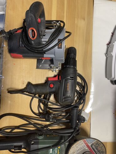 электро инструменты б у: Пчелка 3500 сом Шуруповерт 1700 сом Болгарка 1700 сом Все