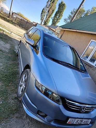 рага авто: Honda Odyssey: 2004 г., 2.4 л, Автомат, Газ, Вэн/Минивэн — 1