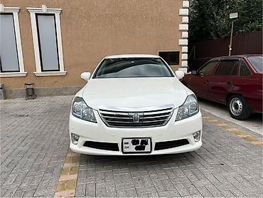 Toyota: Toyota Crown: 2010 г., Гибрид, Седан — 12