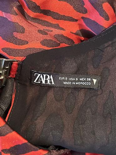 alt geyim: Zara qadın bluzası – qırmızı-qara leopard printli, uzunqollu, qısa — 3
