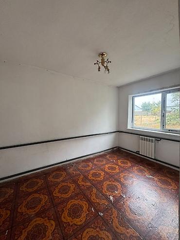 Үйлөрдү сатуу: 4 бөлмө, 92 м², 7 соток, Сокулук, Риелтор — 10