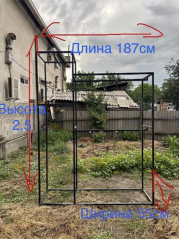 Торговое оборудование: Металлические каркасы-подиумы для торгового оборудования/выкладки — 1