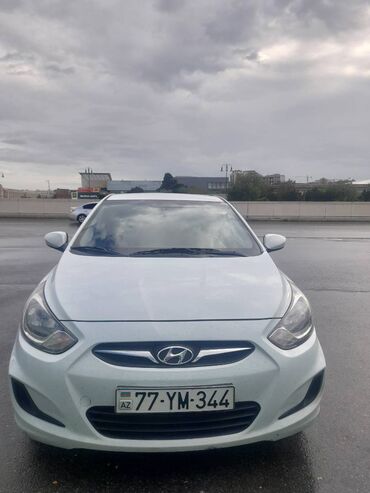 priora sedan: Hyundai Accent: 1.4 л | 2014 г. Седан