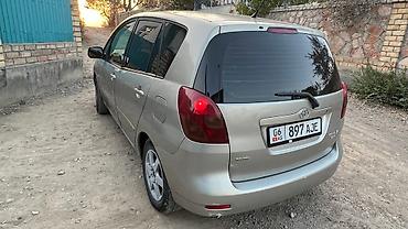 Toyota: Toyota Corolla: 2003 г., 1.6 л, Ручные, Газ, Минивэн — 4