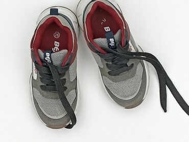 Sport shoes Bejo, 28, Used