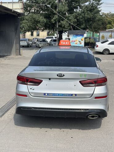 фольксваген поло л с: Kia K5: 2 l | 2019 il Sedan
