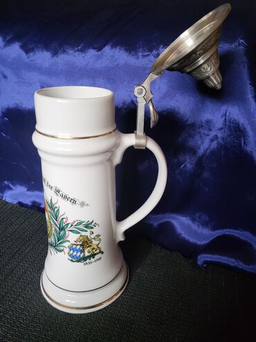 Čaše: Vintaz nemacka porcelanska krigla. Krigla je perfektna na lalafo.rs — 4 Čaše: Vintaz nemacka porcelanska krigla. Krigla je perfektna — 4