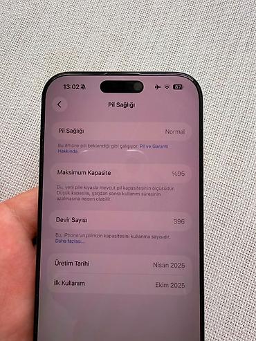 iphone mega max: IPhone 16 Pro Max, 256 GB, Black Titanium, Barmaq izi, Face ID, Simsiz şarj — 5