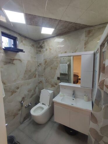 Bağ evlərinin kirayəsi: 120 kv. m, 4 otaqlı, Kanalizasiya, Kombi, Qaz — 13