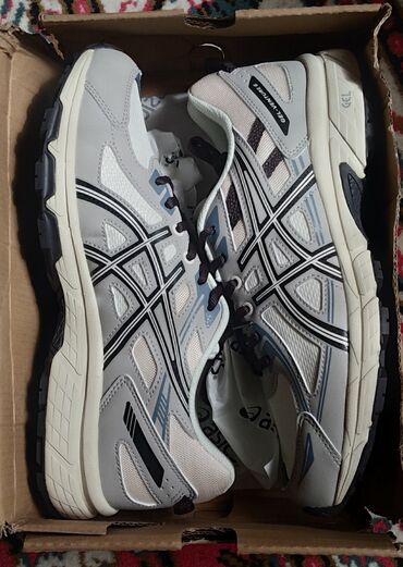 Мужская обувь: Мужские кроссовки, 45, Asics, Новый, цвет - Серый, Самовывоз