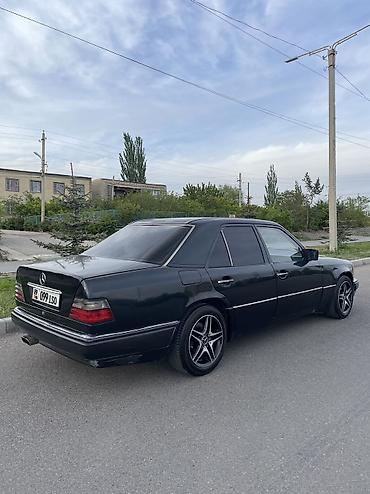 Mercedes-Benz: Mercedes-Benz W124: 1995 г., 3.2 л, Автомат, Газ, Седан at lalafo.kg — 3 Mercedes-Benz: Mercedes-Benz W124: 1995 г., 3.2 л, Автомат, Газ, Седан — 3