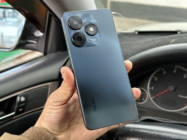 рассрочка телефона без банка: Tecno Spark Go 2024, Б/у, 128 ГБ, цвет - Серый, 2 SIM