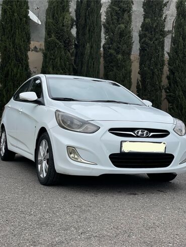 авторынок гольф 2: Hyundai Accent: 1.6 л | 2012 г. Седан