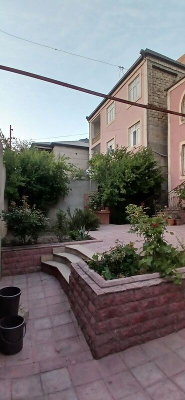 Həyət evləri və villaların satışı: Köhnə Günəşli 5 otaqlı, 400 kv. m, Kredit yoxdur, Orta təmir — 2