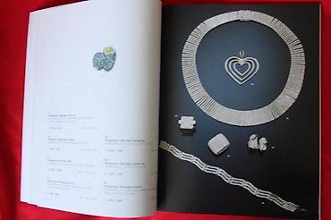 cornhole igra: AUKCIONI KATALOG DOROTHEUM, JUWELEN, 3.6.2005. | Aukcioni Katalog — 1
