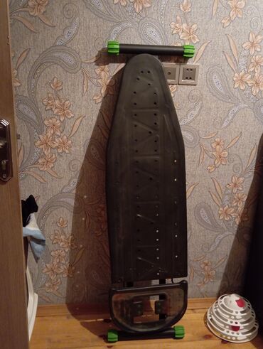 б у входные двери в баку: Ütü masası - Material: metal gövdə, perforasiyalı tabla (buxarın