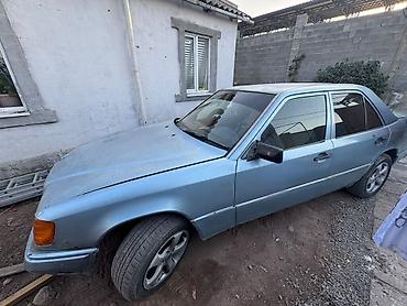ош авто базар: Mercedes-Benz 190: 1990 г., Кол менен иштөөчү, Седан — 3
