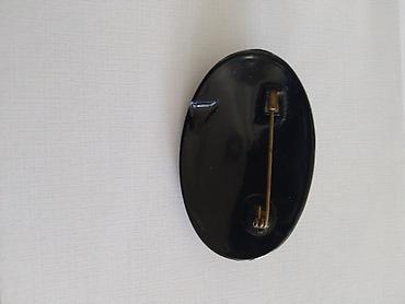 broskalar: Vintage Çexoslovakiya istehsalı olan köhnə broş – oval forma, radiyal — 3