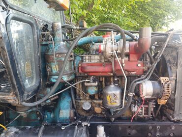 турбо аз трактор: Traktor 892, 1998 il, 454 at gücü, motor 4.8 l, İşlənmiş