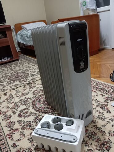 Elektrikli qızdırıcılar və radiatorlar: °Geepas radiatoru°
°Rəng: qara°
°Ətraflı məlumat üçün əlaqə saxlayın°