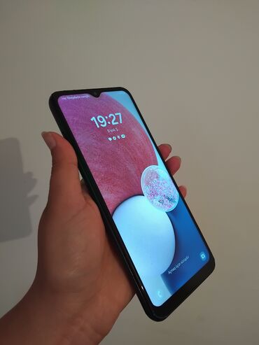samsung soyuducular qiymeti: Samsung Galaxy A13, 32 GB, rəng - Qara, Barmaq izi, İki sim kartlı