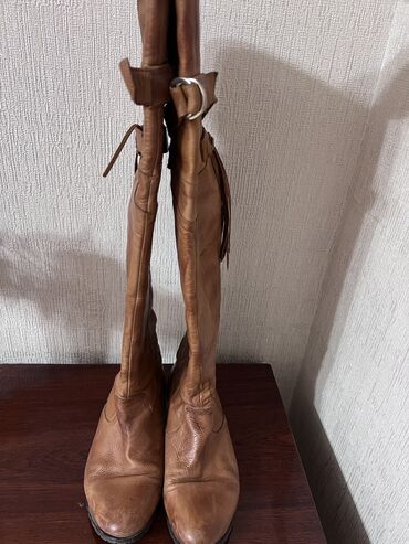 Tuflilər: Tuflilər, Ölçü: 37, rəng - Qəhvəyi, İşlənmiş — 10