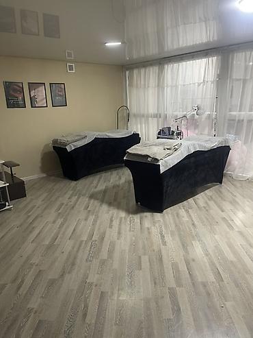 Сдаю Кушетка: Для лешмейкера, С оборудованием at lalafo.kg Сдаю Кушетка: Для лешмейкера, С оборудованием