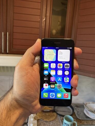 сколько стоит iphone 11 в азербайджане: IPhone 8, 64 GB, Qara, Barmaq izi