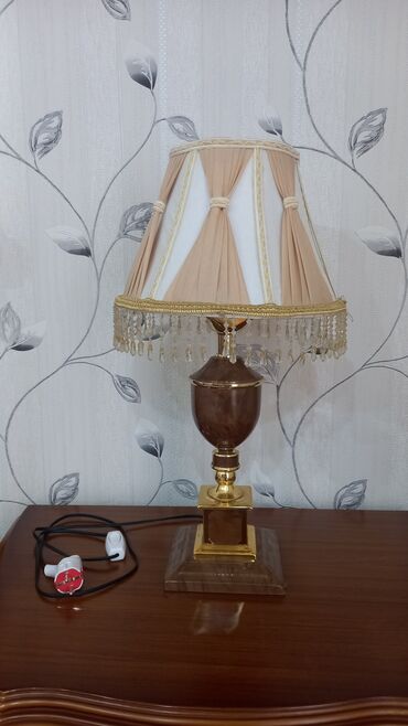 lampa kerosin: Stol lampaları