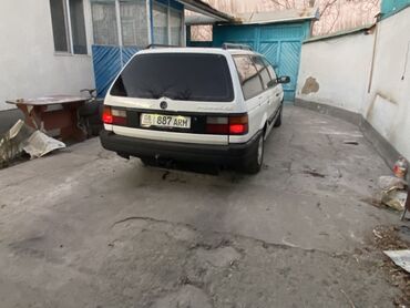 Volkswagen: Volkswagen Passat Variant: 1991 г., 1.8 л, Механика, Бензин, Универсал — 8