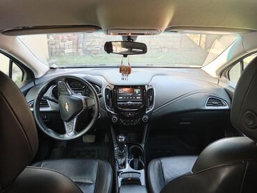 Chevrolet: Chevrolet Cruze sedan – ağ rəng, Ecotec benzin mühərriki və avtomatik — 6