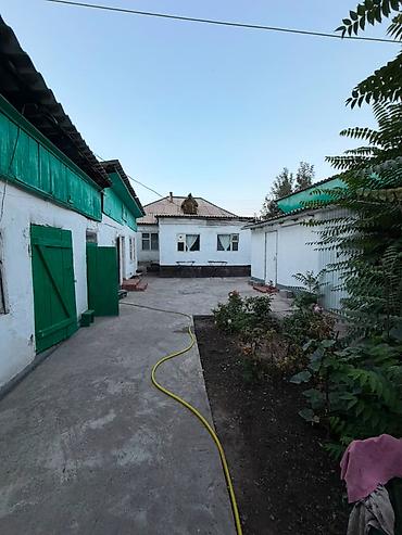 частичная: Алайбек +996/702/88/88/17 Продается усадьба из двух домов в г. Токмок — 2