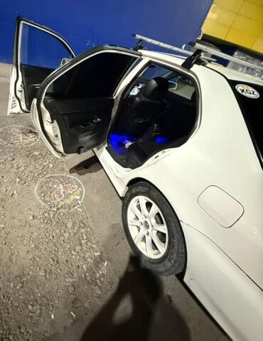 Mitsubishi: Mitsubishi Lancer: 2005 г., 1.6 л, Механика, Газ, Седан — 6