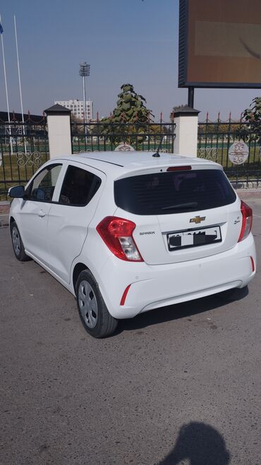 продажа квадроциклов в бишкеке: Chevrolet Spark: 2017 г., 1 л, Автомат, Бензин, Хэтчбэк