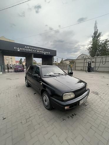 галф 2: Volkswagen Golf: 1991 г., 1.8 л, Механика, Бензин, Хэтчбэк — 1