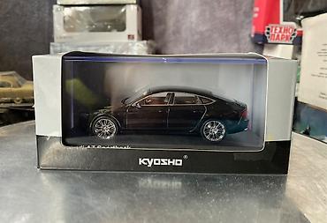 İncəsənət və kolleksiyalar: Audi, 2010 il, 1:43, Dəmir, Ödənişli çatdırılma — 2